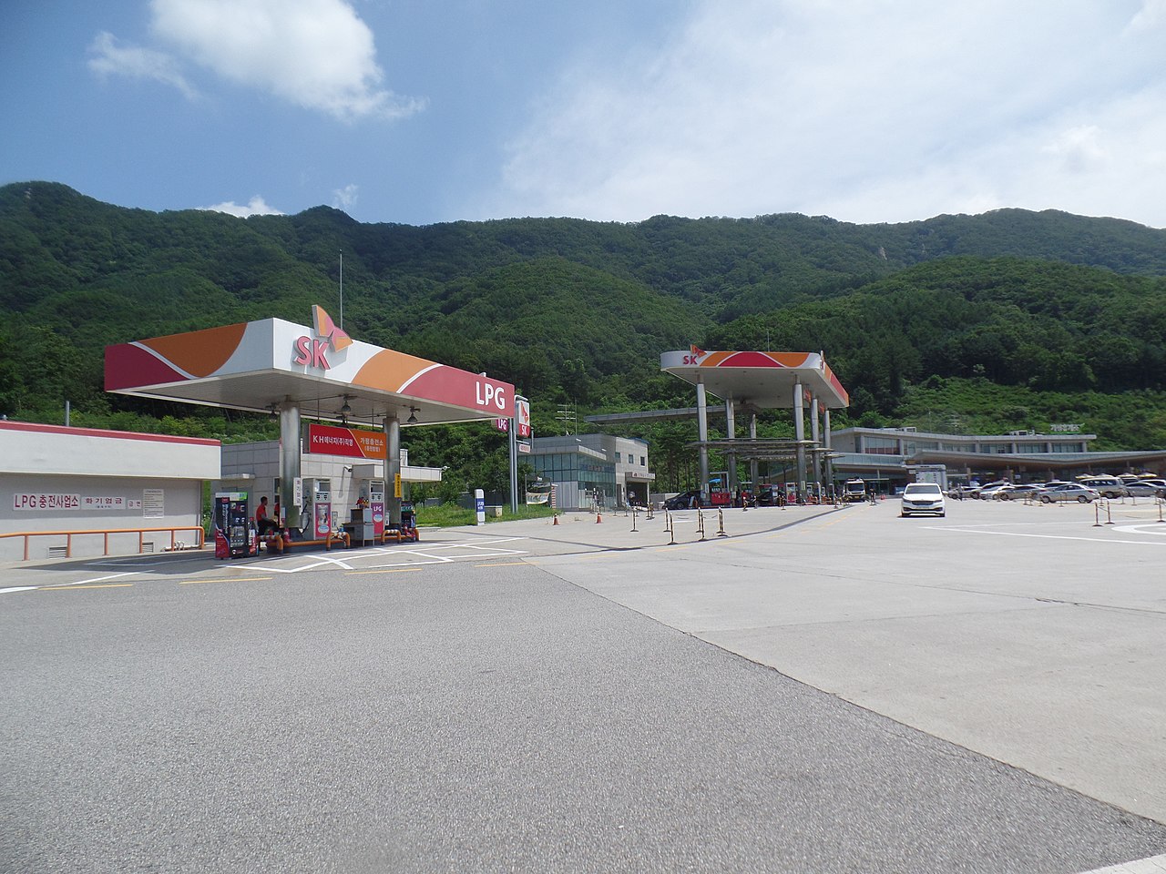 Южная Корея расширит налоговые льготы на топливо: снижение на дизель увеличено до 25%, на бензин — до 15%